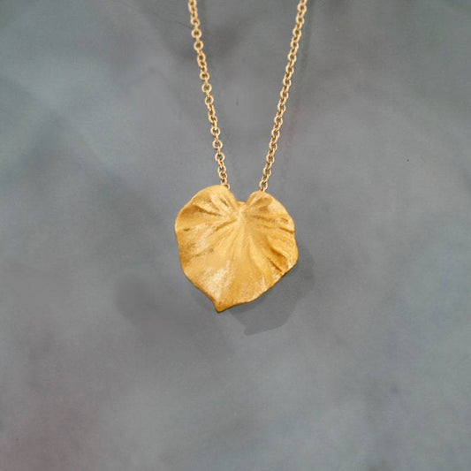 Bohemian Leaf Plant Pendant In Two Colors