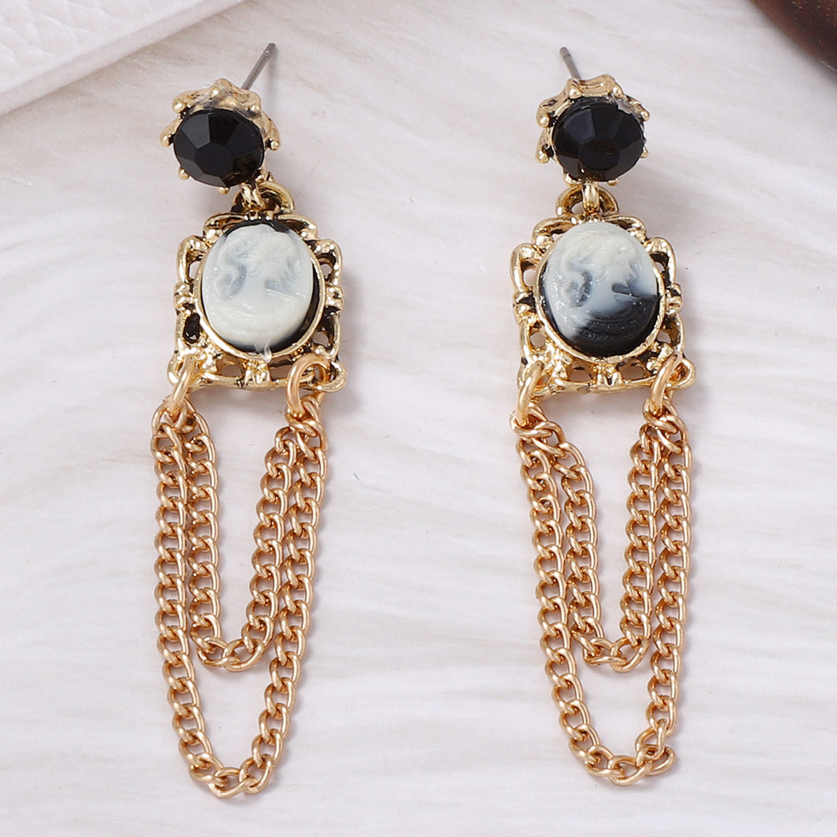 Womens Stylish Retro All-Match Alloy Earrings