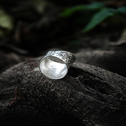 Retro Distressed-style Fashion Ring With An Adjustable Opening